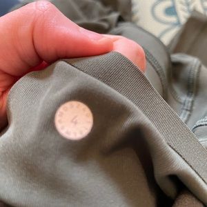 Lululemon leggings